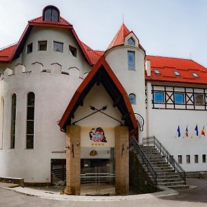 House Of Dracula Hotel